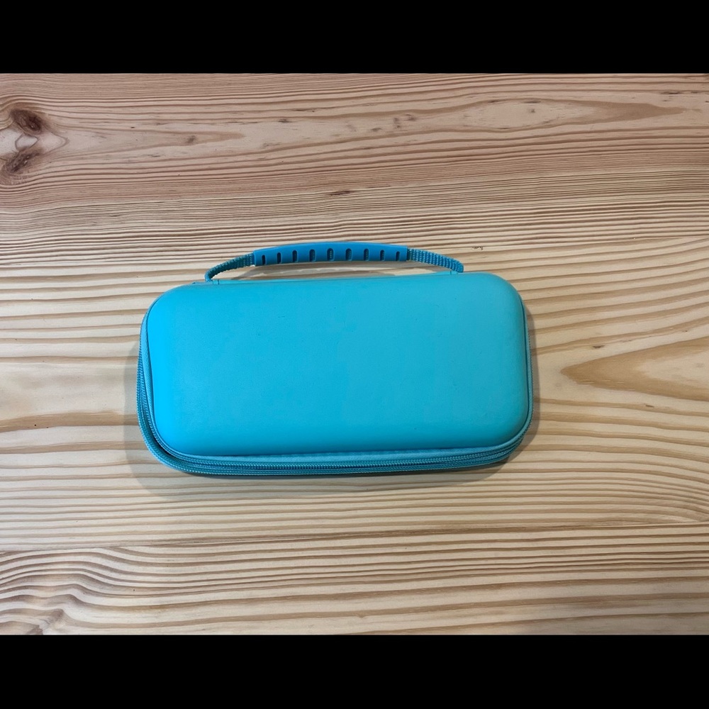Teal Switch Lite Carrying Case With 4 Thumbgrips